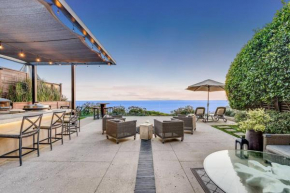 Oceanfront Luxury Home - Walk to Moonlight Beach - Stunning Views